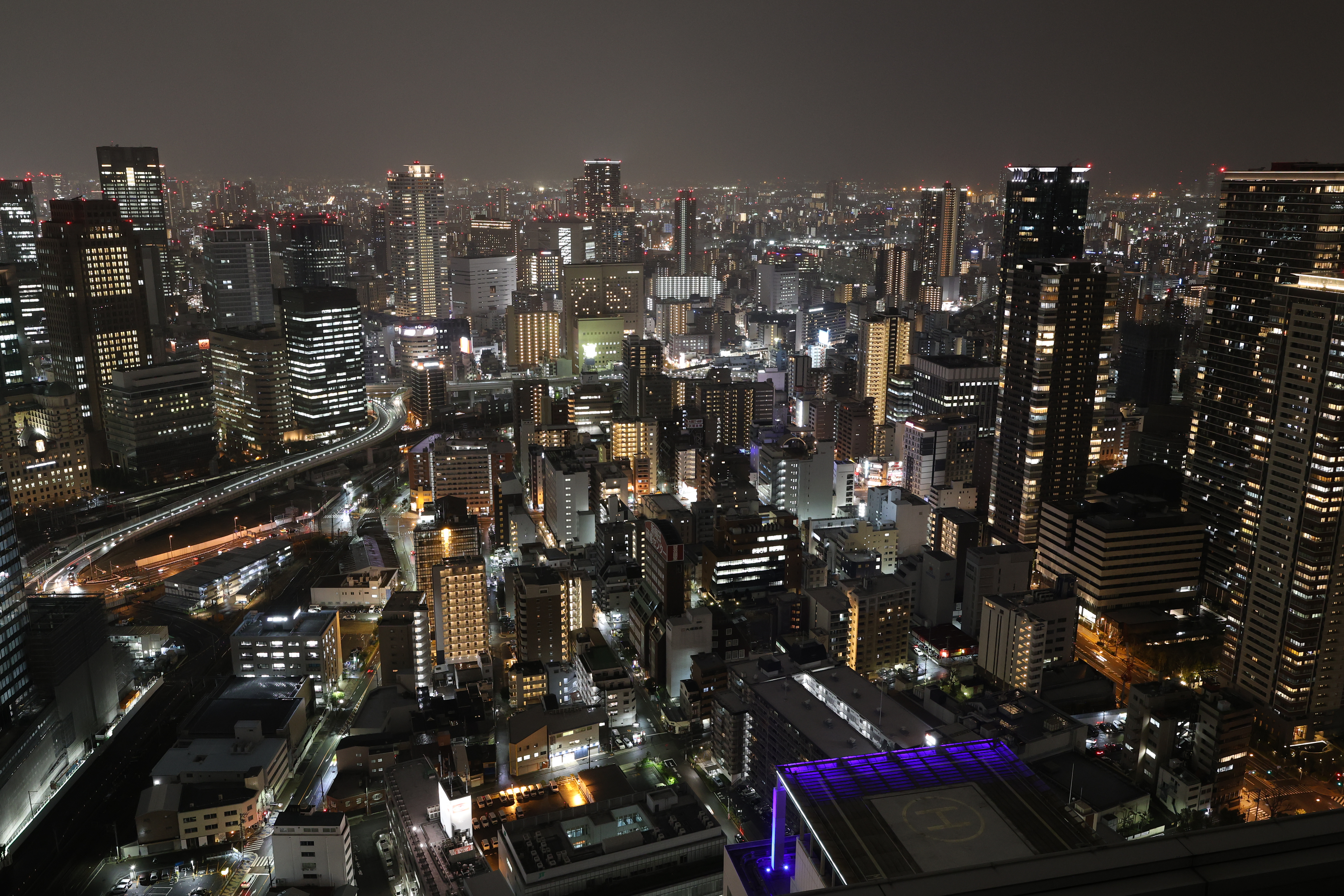 Canon RF 28mm F2.8 STM MILC Bred zoomlinse Sort