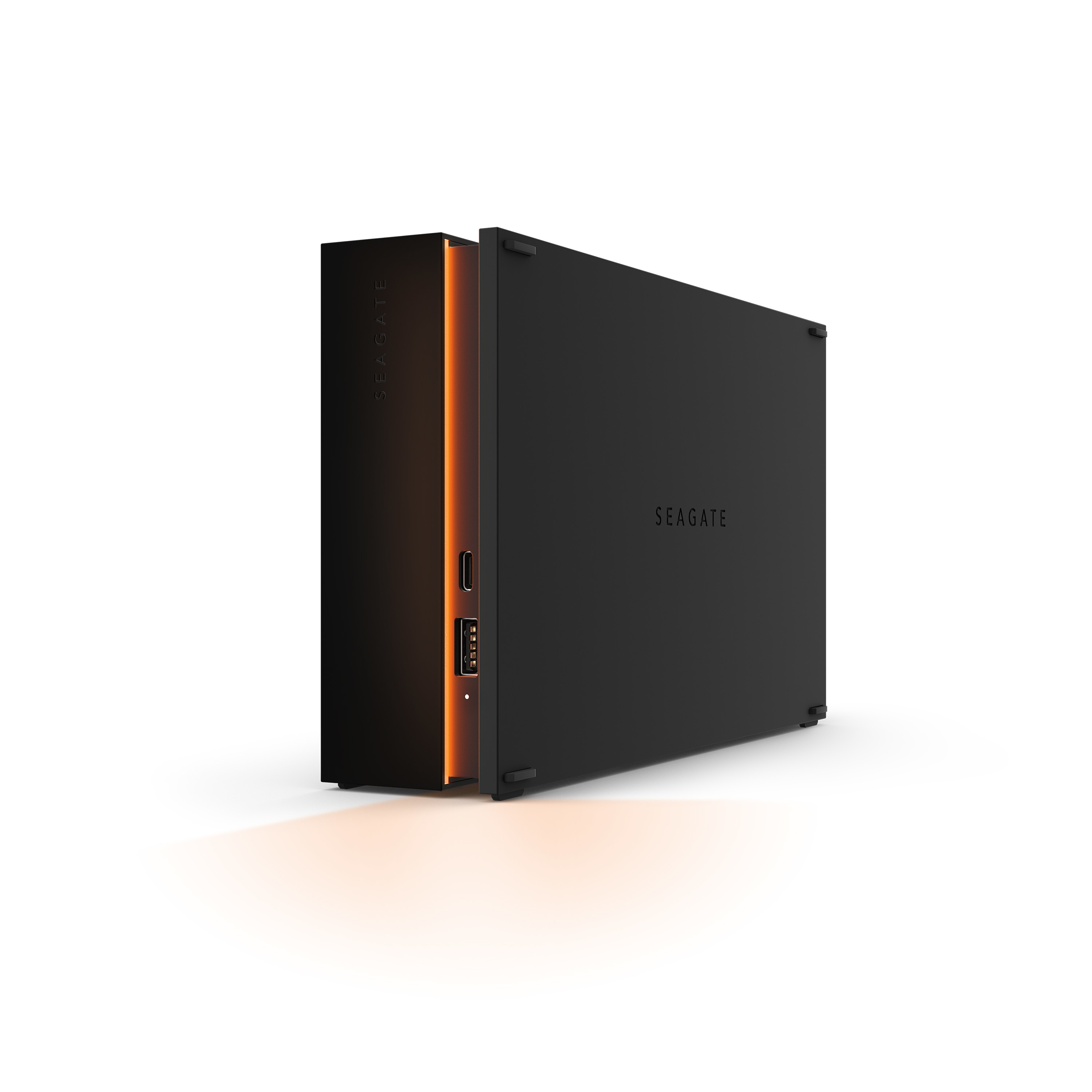 Seagate FireCuda Gaming Hub ekstern harddisk 8 TB Micro-USB B / USB Type-A / USB Type-C 3.2 Gen 1 (3.1 Gen 1) Sort