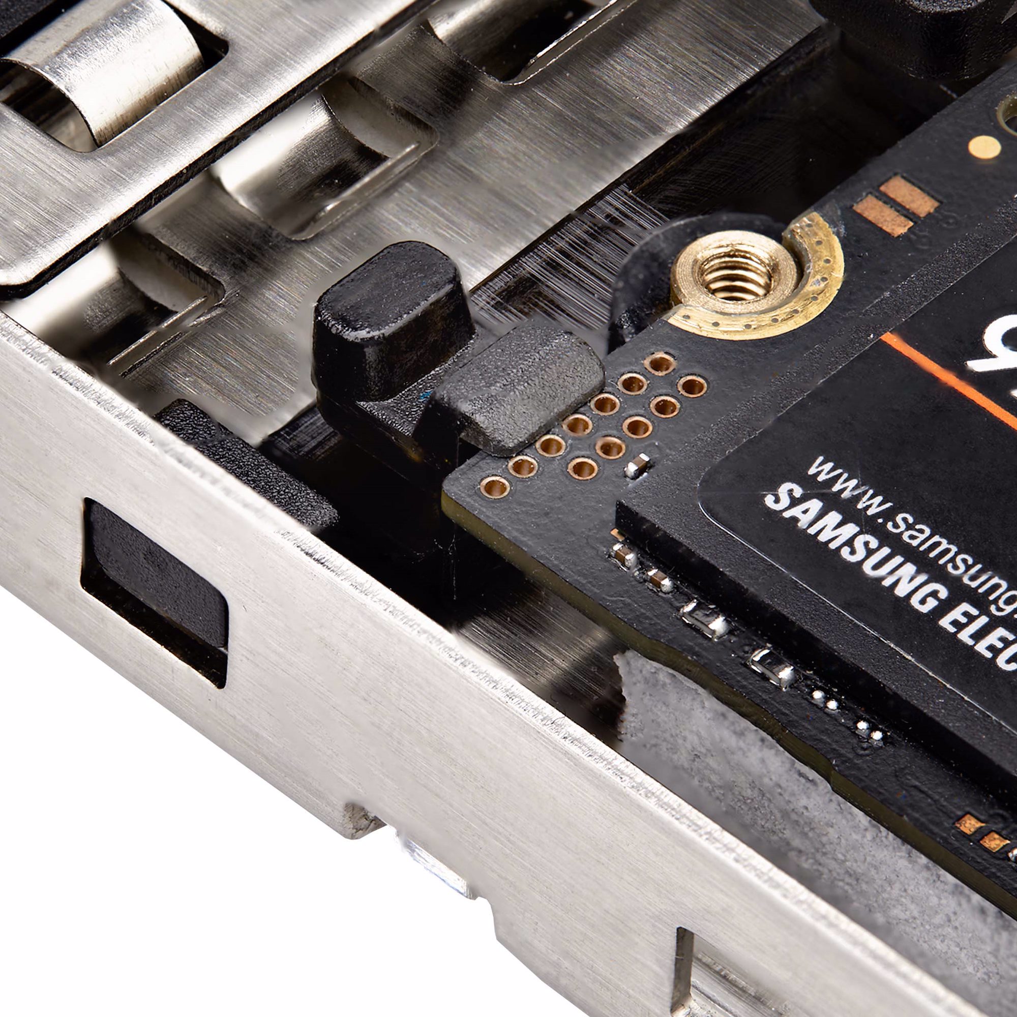 StarTech.com 2M2-REMOVABLE-PCIE drive bay panel Motherboard Sort