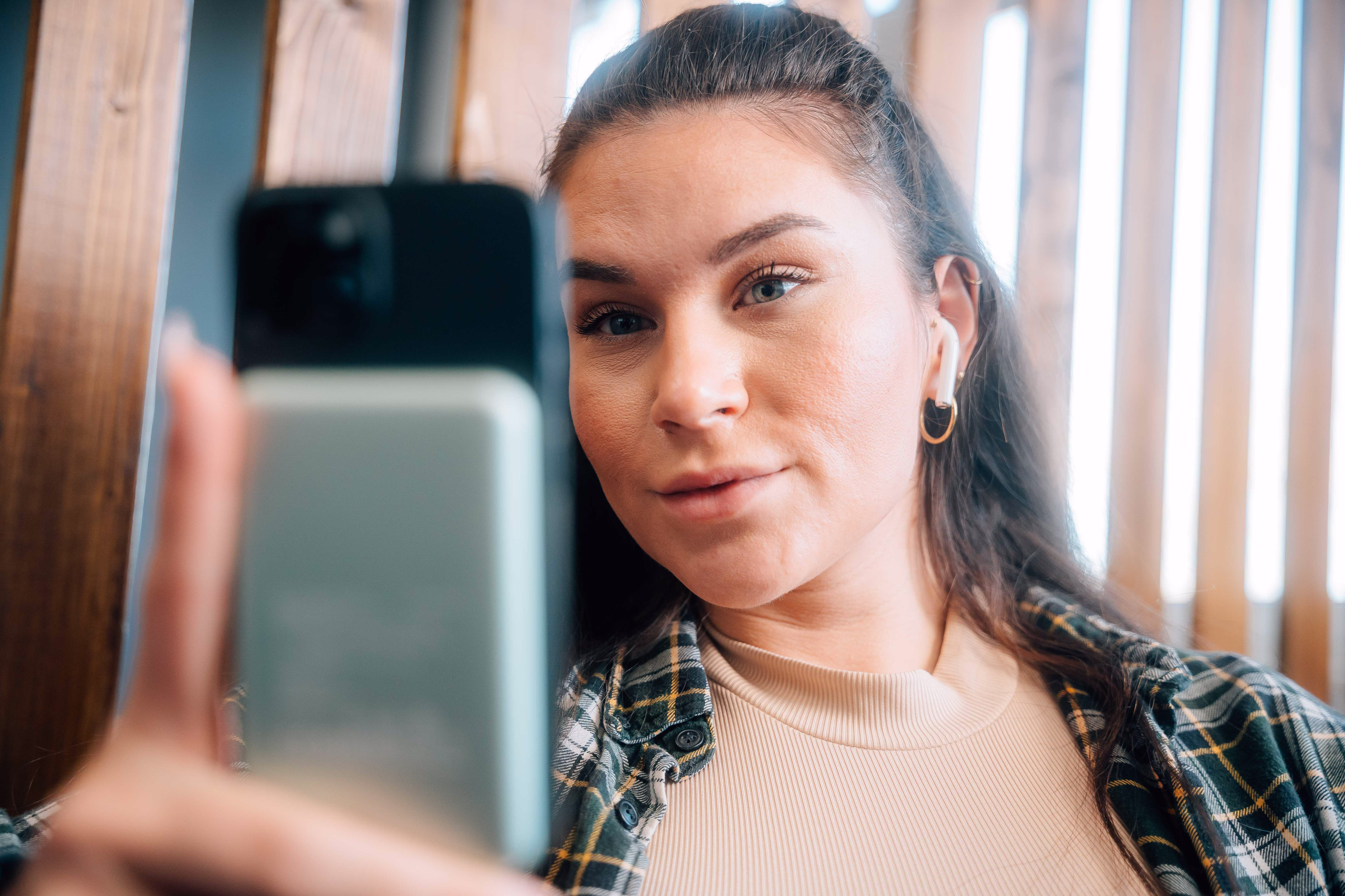 Verbatim Charge 'n' Go Lithium polymer (LiPo) 10000 mAh Trådløs opladning Grøn